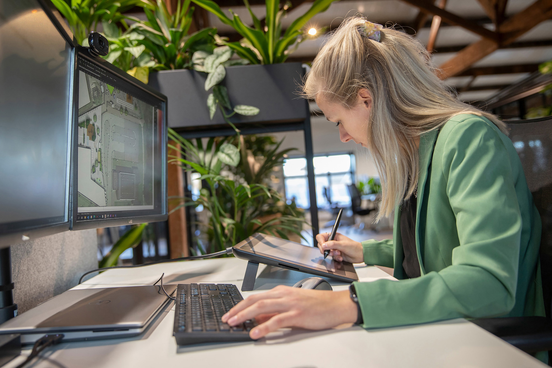 Kantoor Beneden Leeuwen (3)